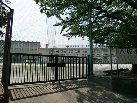 Primary school. 700m to Nerima Yasaka Elementary School