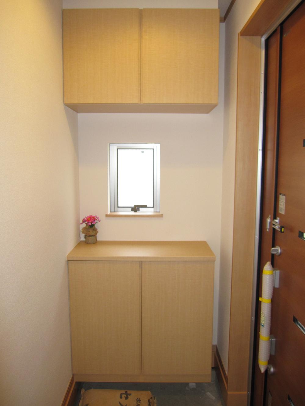 Entrance. Local (11 May 2013) Shooting