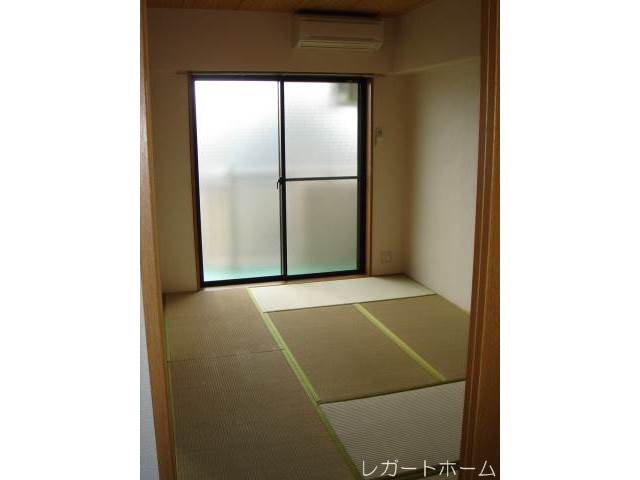 Other room space. Japanese-style room 6.2 Pledge