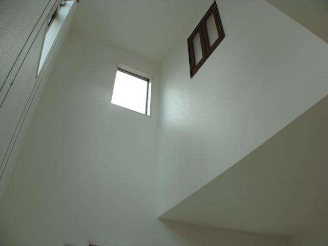 Same specifications photos (living). Example of construction