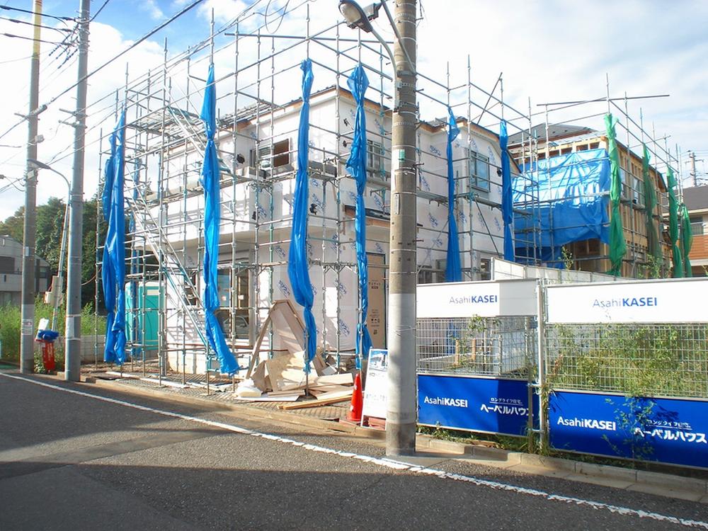 Local appearance photo. Local (10 May 2013) Shooting