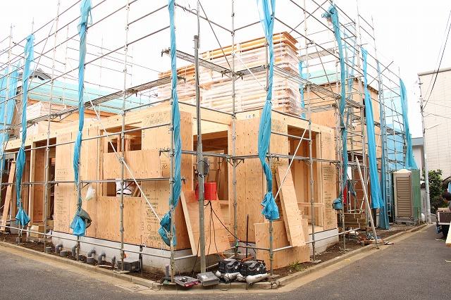 Local appearance photo. Local (10 May 2013) Shooting