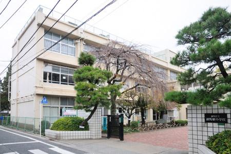 Primary school. 484m to Nerima Nerima Higashi Elementary School