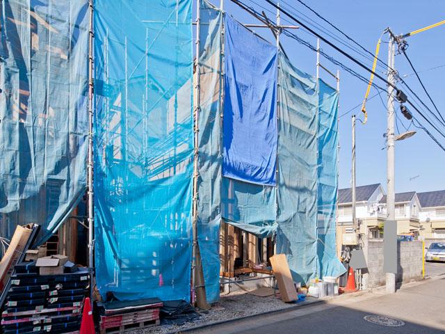 Local appearance photo. Local (11 May 2013) Shooting