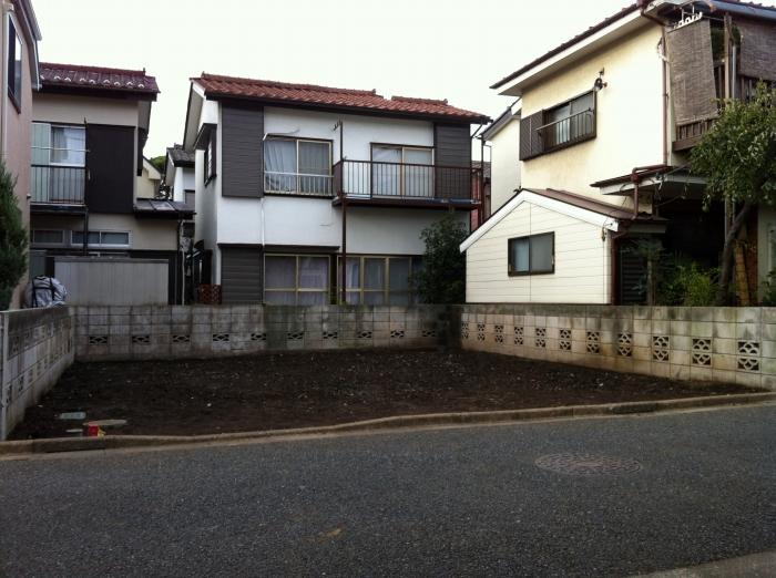 Local appearance photo. Local (10 May 2013) Shooting