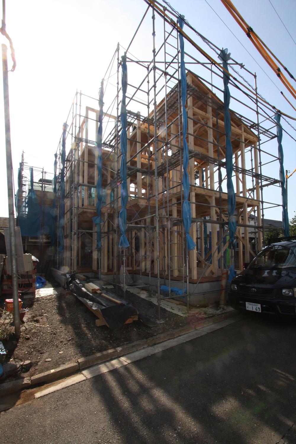 Local appearance photo. Local (10 May 2013) Shooting