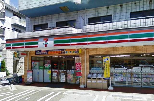 Convenience store. Seven-Eleven Nerima Sekimachihigashi 1-chome to (convenience store) 253m