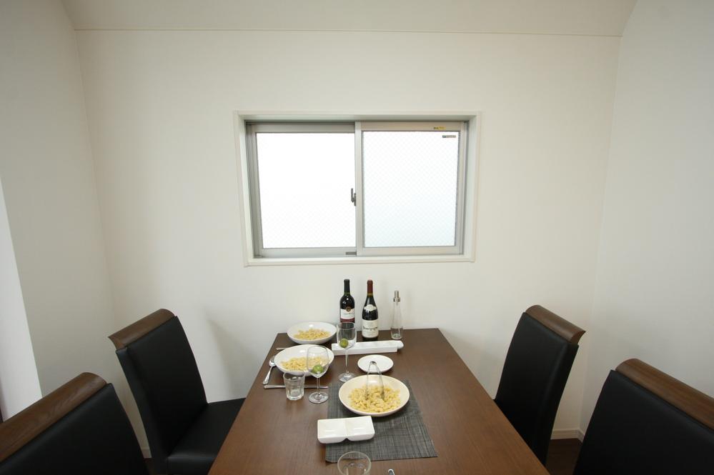 Same specifications photos (Other introspection)