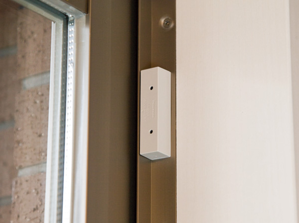 Security.  [Security sensors] Crime prevention sensor installed in the front door and windows, Prevent unauthorized intrusion from the outside, Protect your property. (Surface lattice window ・ Except for the FIX window) (same specifications)