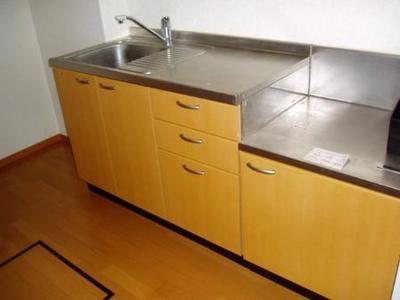 Kitchen.  ◆ Stove-mounted kitchen ◆