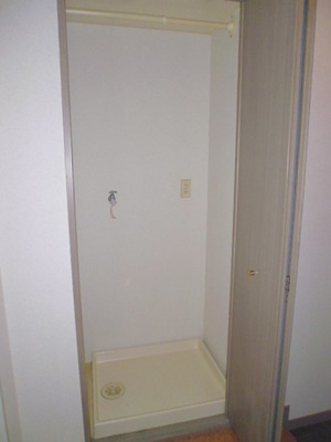 Other Equipment. Indoor Laundry Storage (reference photograph of another in Room)