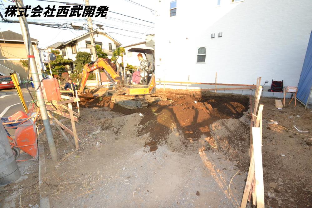 Local appearance photo. Local (12 May 2013) Shooting