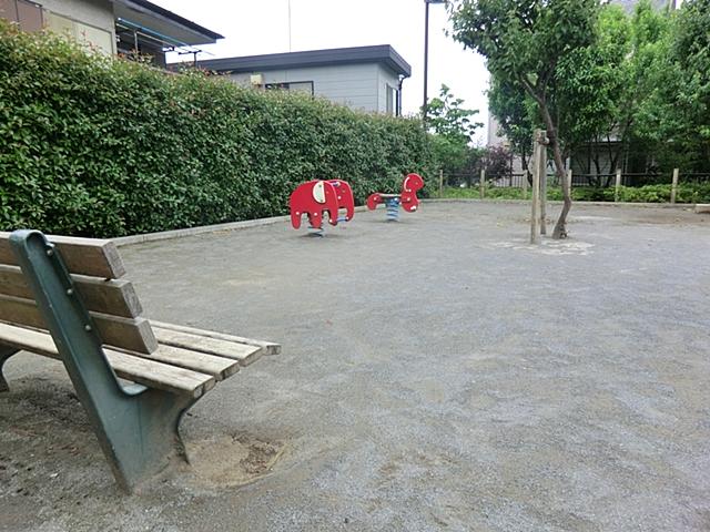 park. Kubo children amusement of 312m to Kubo children amusement of flowers flowers