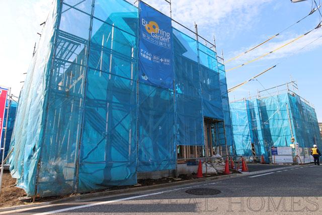 Local appearance photo. Local (11 May 2013) Shooting