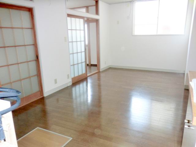 Living and room