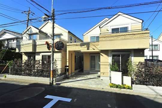 Local appearance photo