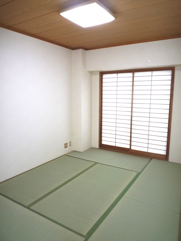 Other room space. Minami Japanese-style room 6 quires