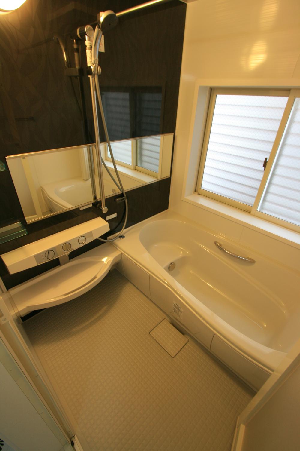 Same specifications photo (bathroom). Same specifications