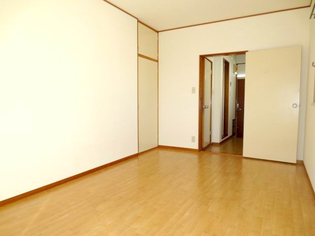 Other room space
