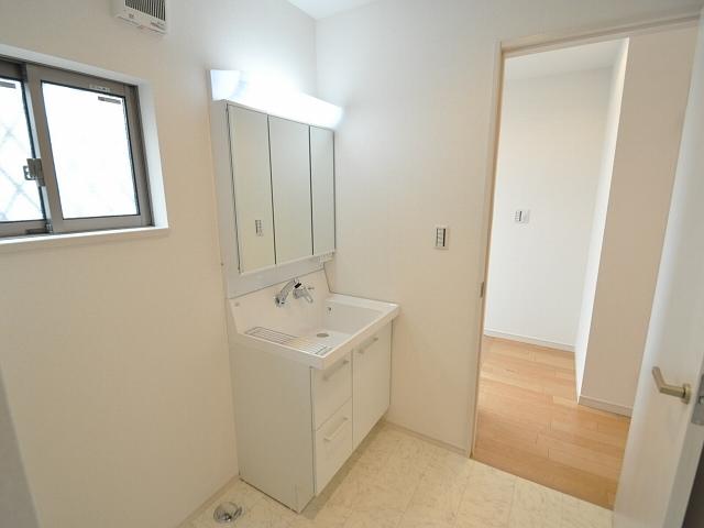 Wash basin, toilet. Nerima Shimoshakujii 4-chome NO.  Wash dressing room