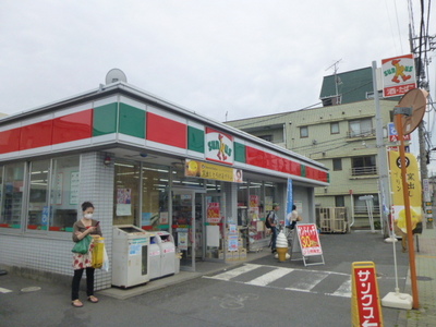 Convenience store. 140m until Thanksgiving Nerima Sakuradai store (convenience store)