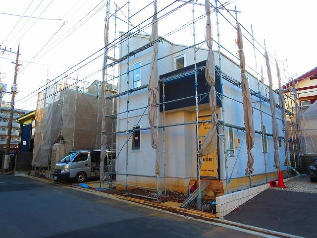 Local appearance photo. Local shooting