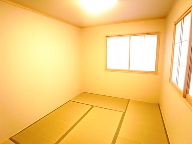 Non-living room. Room (August 2013) Shooting