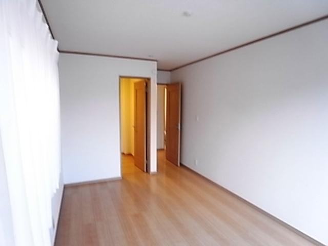 Non-living room. Room (August 2013) Shooting