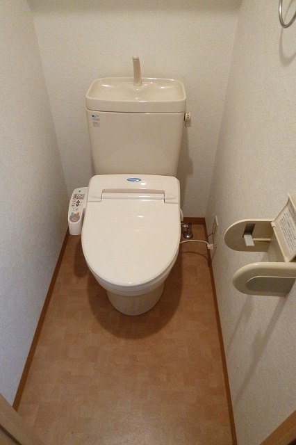 Toilet. Not when there is Kokorozuyo of the multi-function toilet seat is a big difference