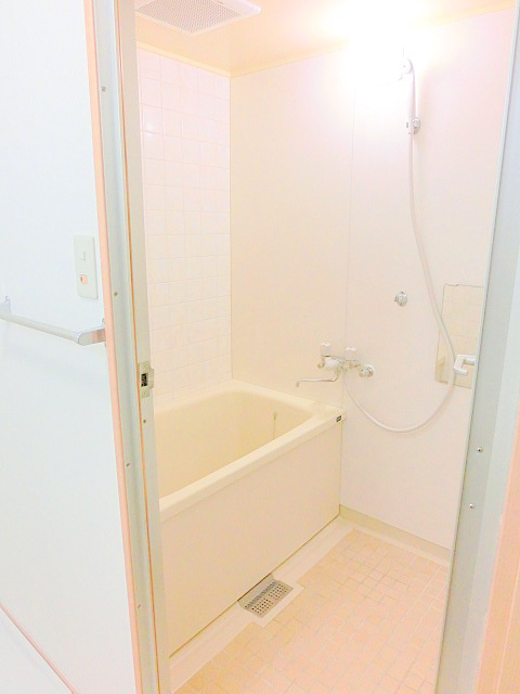 Bath. Bathroom
