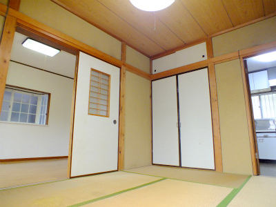 Living and room. Japanese-style room 6 quires