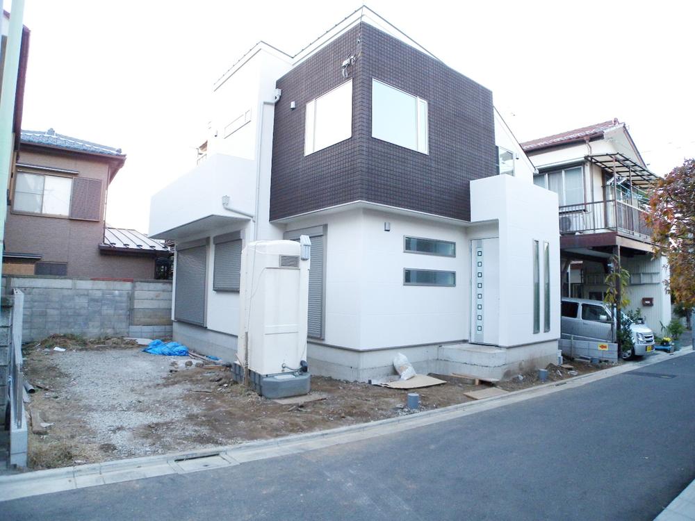 Local appearance photo