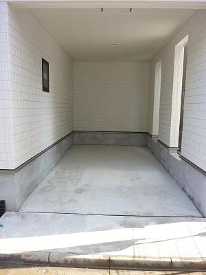 Parking lot. Building 2