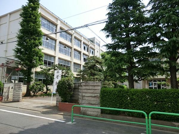 Junior high school. Asahigaoka 200m until junior high school