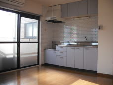 Kitchen. Gas stove can be installed kitchen