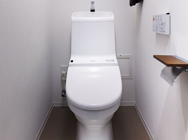 Other.  [Water-saving toilet] Double water flow quickly bowl surface, Wash all over in the "tornado wash", Persistent dirt all round you rinse. Also easy to clean dirt with less. Water-saving type of large cleaning, Comfortable toilet with a power-saving mode.