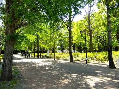 park. 700m to Metropolitan Johoku Central Park (park)