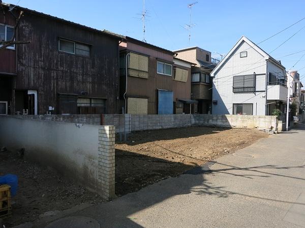 Local appearance photo. Since 3 of direction day good