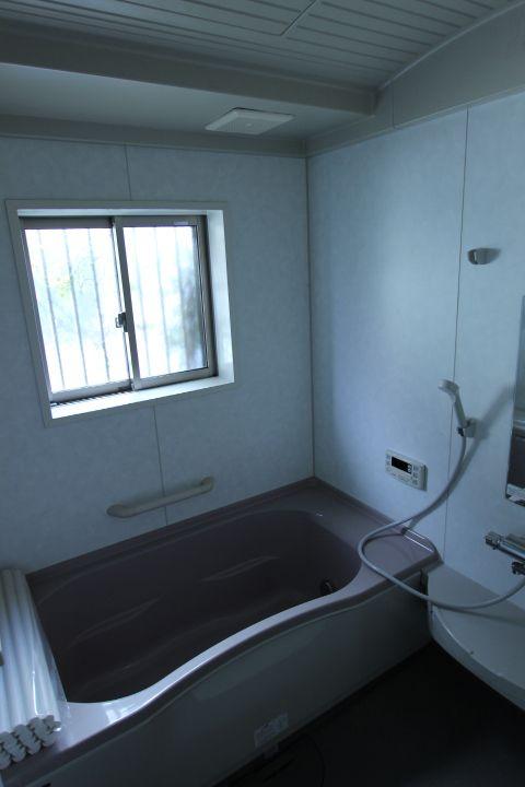 Bathroom. Oizumigakuen Detached