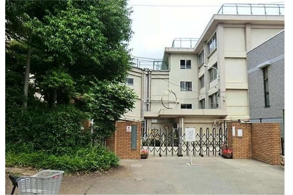 Primary school. 627m to Nerima Oizumi second elementary school