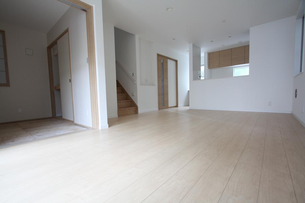 Living. Indoor (10 May 2013) Shooting