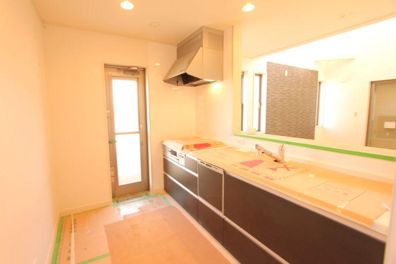 Kitchen. Oizumigakuen New construction