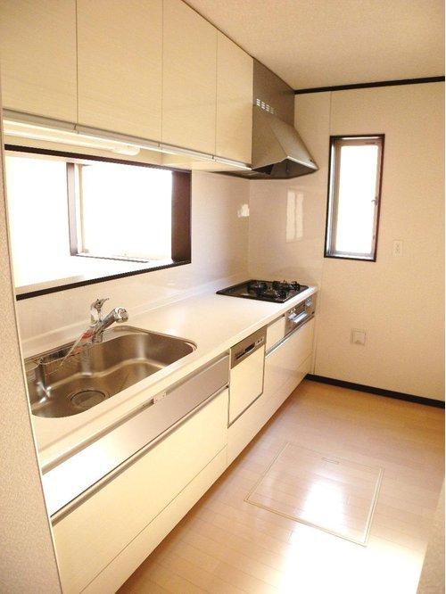 Same specifications photo (kitchen). Example of construction