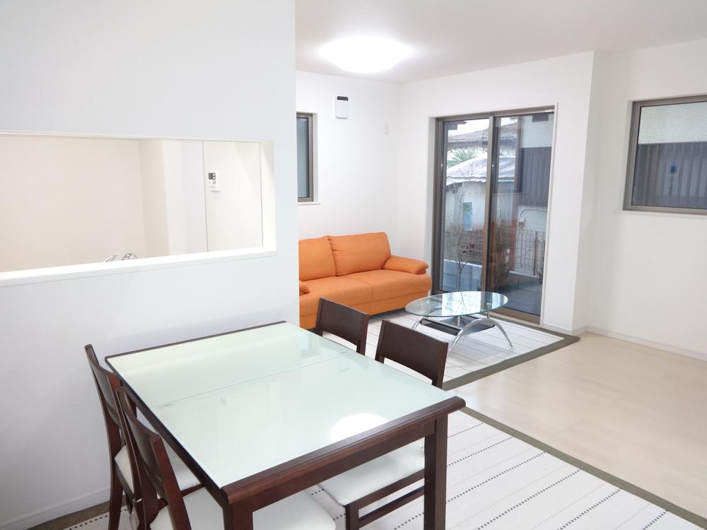 Living. Indoor (12 May 2013) Shooting