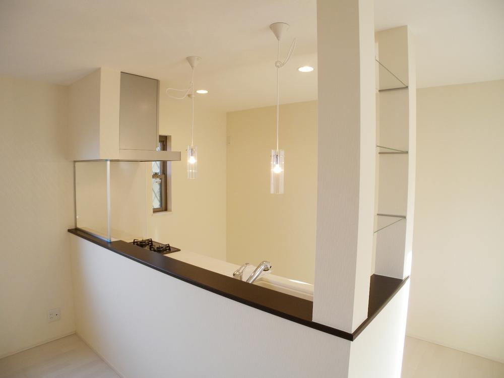 Same specifications photo (kitchen)