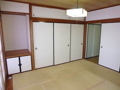 Living and room. A Japanese-style storage