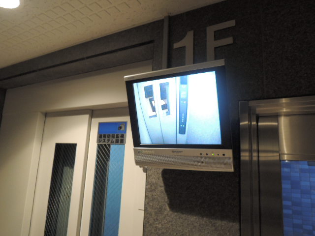 Security. Security cameras equipped with Elevator