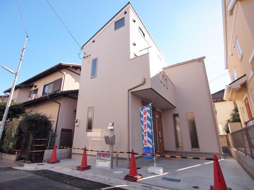 Local appearance photo. - Imposing completed per [Your preview] receive-