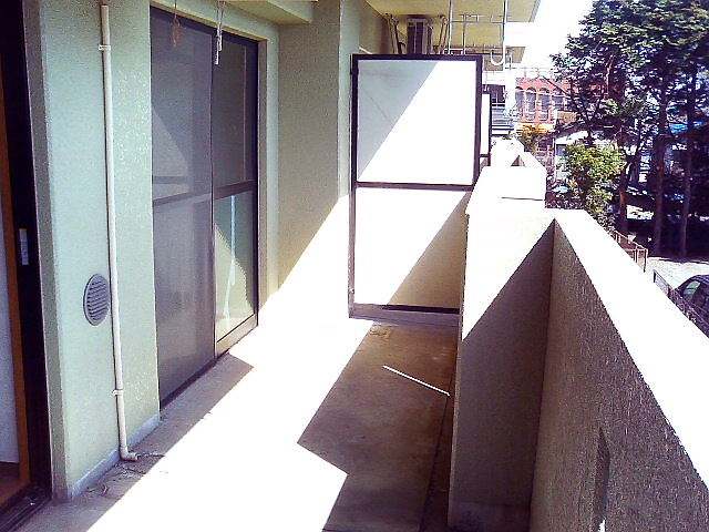 Balcony. Wide balcony! Sunny