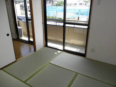 Living and room.  ☆ 4.5 Pledge of Japanese-style room ・ Tatami also beautiful ☆ 